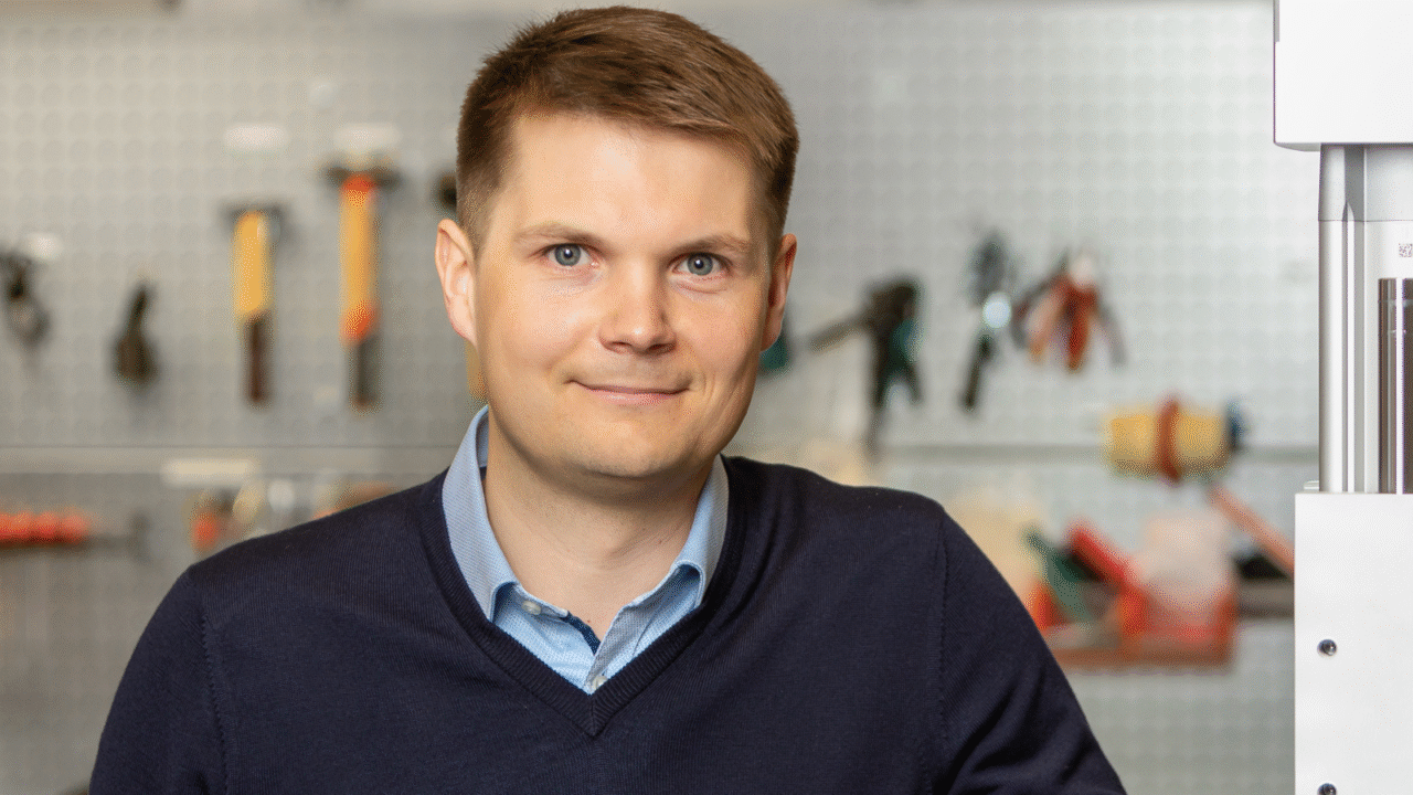 Raid believes that the competitive advantage of Estonian companies lies in their flexibility and ability to operate with small production volumes. Since achieving large-scale production is challenging, local companies focus on smart solutions and adaptability to reduce input costs and maintain competitiveness. Photo: Hoob OÜ