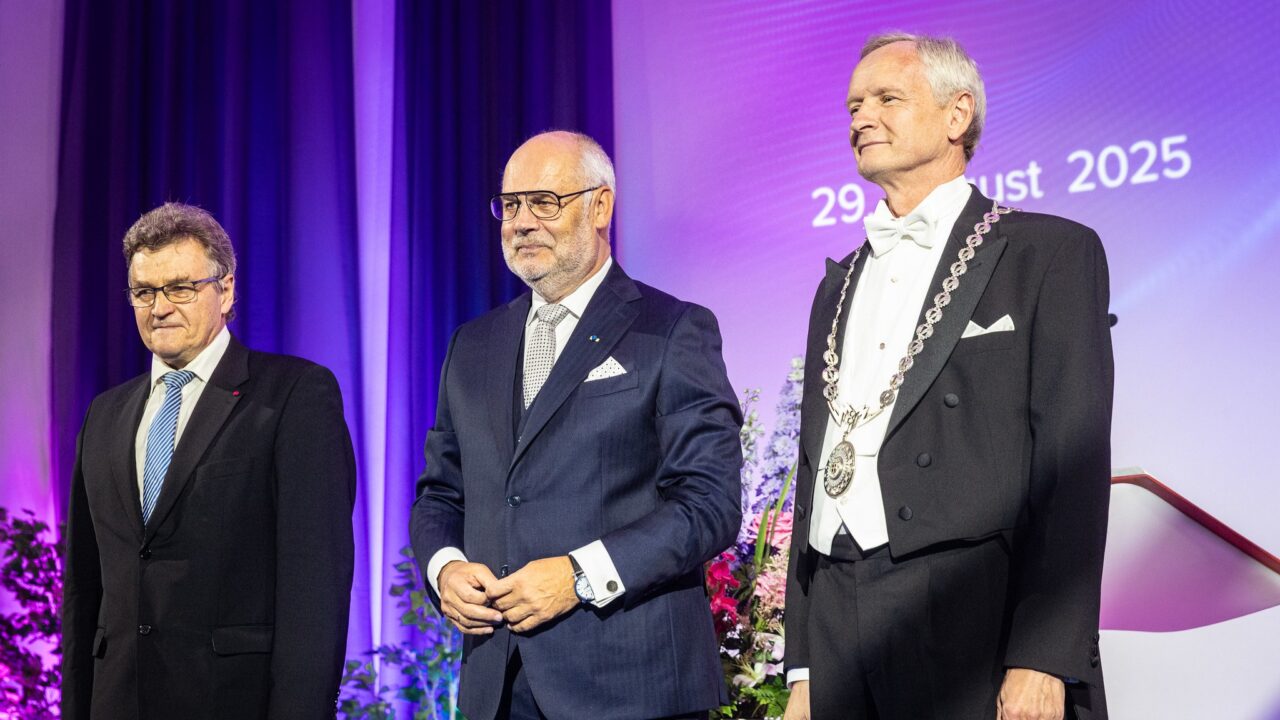 29. augustil 2025 andis teiseks ametiajaks vande TalTechi rektor Tiit Land, kelle vannutas ametisse Eesti Vabariigi president Alar Karis. Foto: TalTech