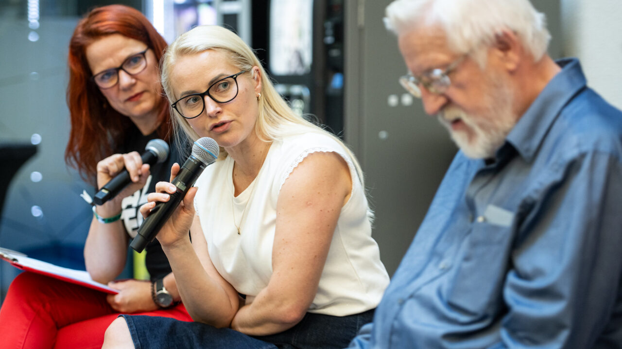 Mõttesse SKP-st kui ühiskonna arengu mõõdupuust suhtusid panelistid üksmeelse kriitilisusega. Nad rõhutasid, et majandusnäitaja üksi ei anna ühiskonna edenemisest terviklikku pilti. Foto: Martin Pedaja