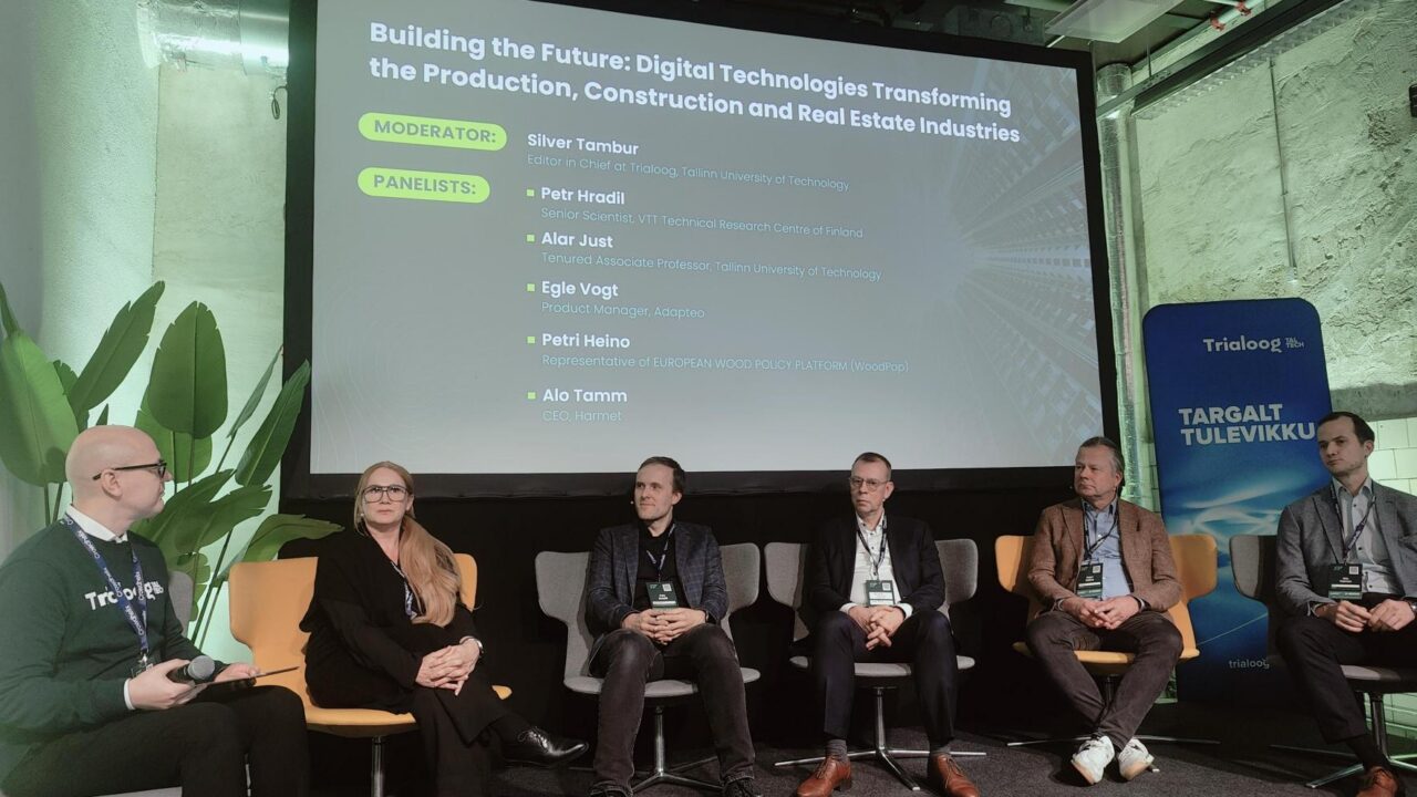 Projekti 5G-TIMBER lõppkonverentsil arutlesid Eesti ja Soome eksperdid, mil moel muudavad digitaliseerimine ja automatiseerimine kogu puidu- ja ehitussektori tööviise – alates projekteerimisest ja lõpetades taaskasutusega. Foto: Eveliis Vaaks