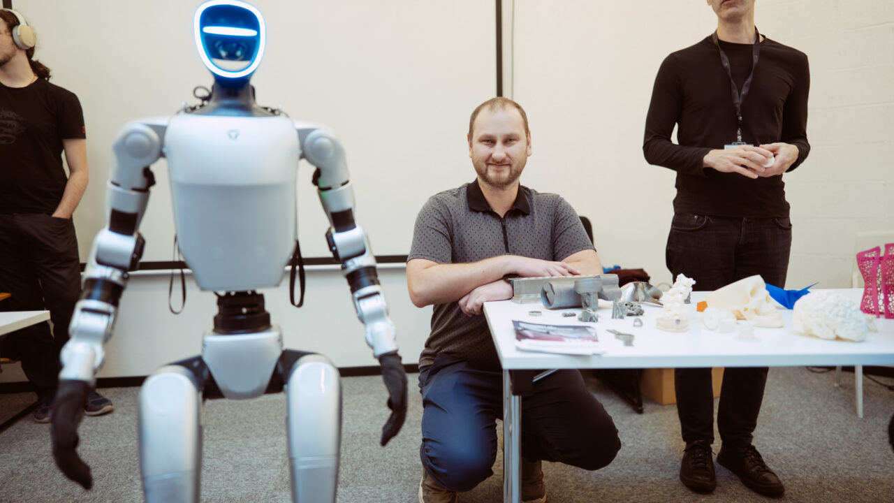 Demoalal sai tutvuda TalTechi projektide ja toodetega: Äio, Raw Edge, Drug Hunter, humanoidrobot ja palju muud. Foto: Virgo Haan