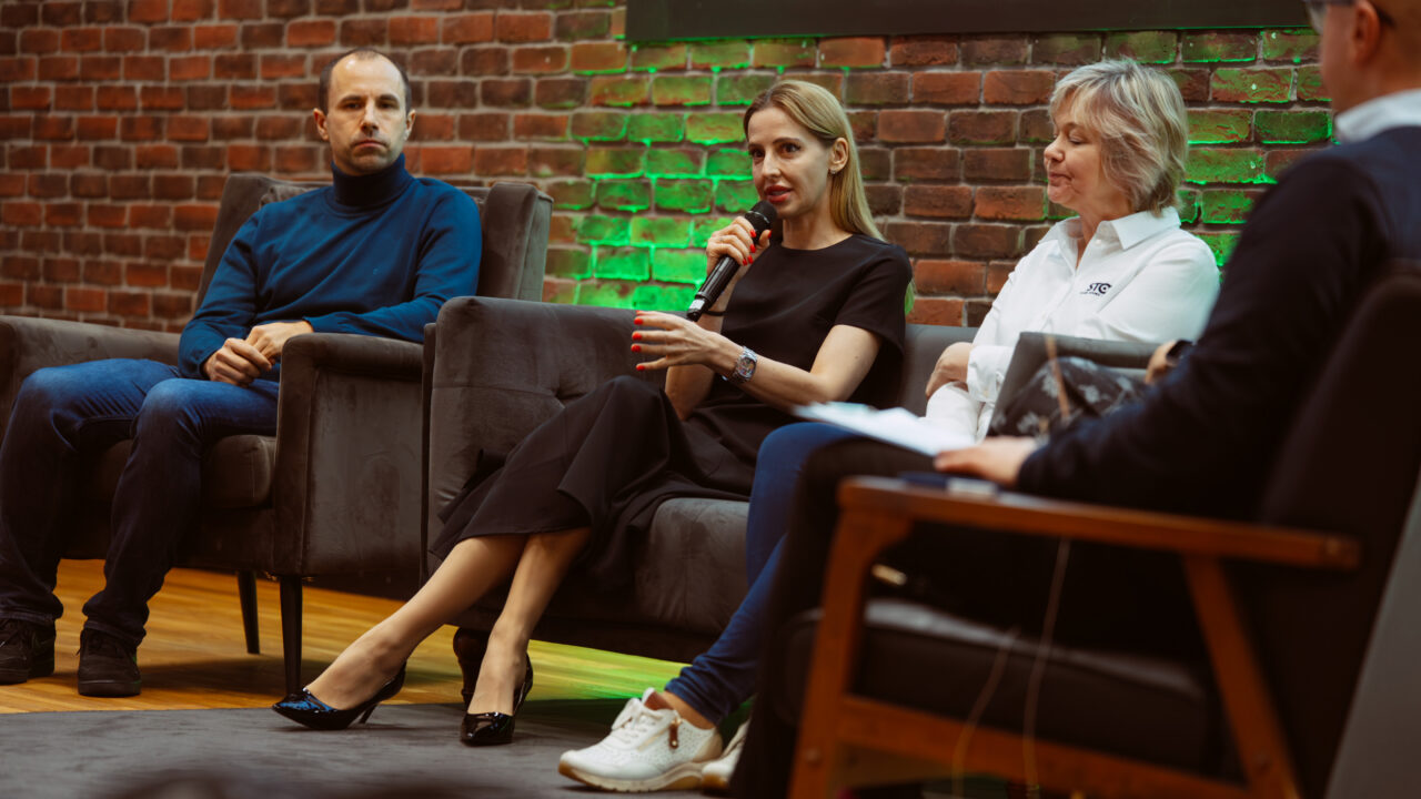 Jaanika Merilo nägemuses võiks terviseportaal muutuda kümne aasta perspektiivis personaalse tervise ja heaolu veebiväravaks, mis koondab endasse inimese geneetilised riskid, varajased hoiatusmärgid ja konkreetsed ennetussoovitused, sealhulgas kõik toitumisega seonduva. Foto: Virgo Haan