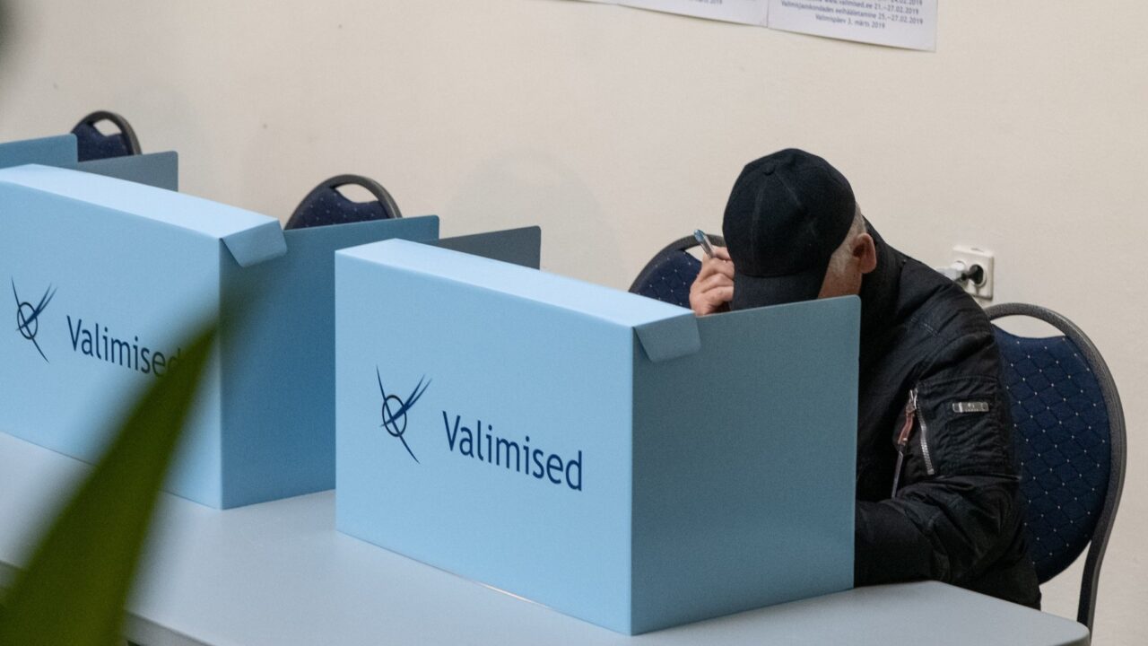 Eesti on oma e-hääletusega jätkuvalt unikaalne riik maailmas, kuid mitte kõik ei usalda interneti teel hääletamist. Foto: Valimisteenistus