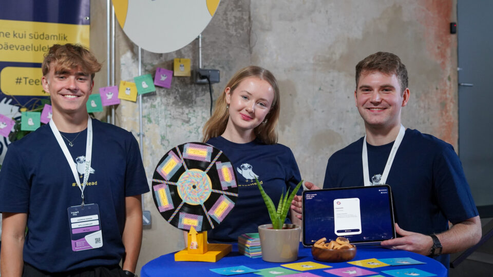 Charry äpi taga on seitsmeliikmeline TalTechi IT-tudengite meeskond, kelle arengut toetab ülikooli Uusettevõtluskeskus praktilise mentorluse ja testimisvõimalustega. Foto: Charry