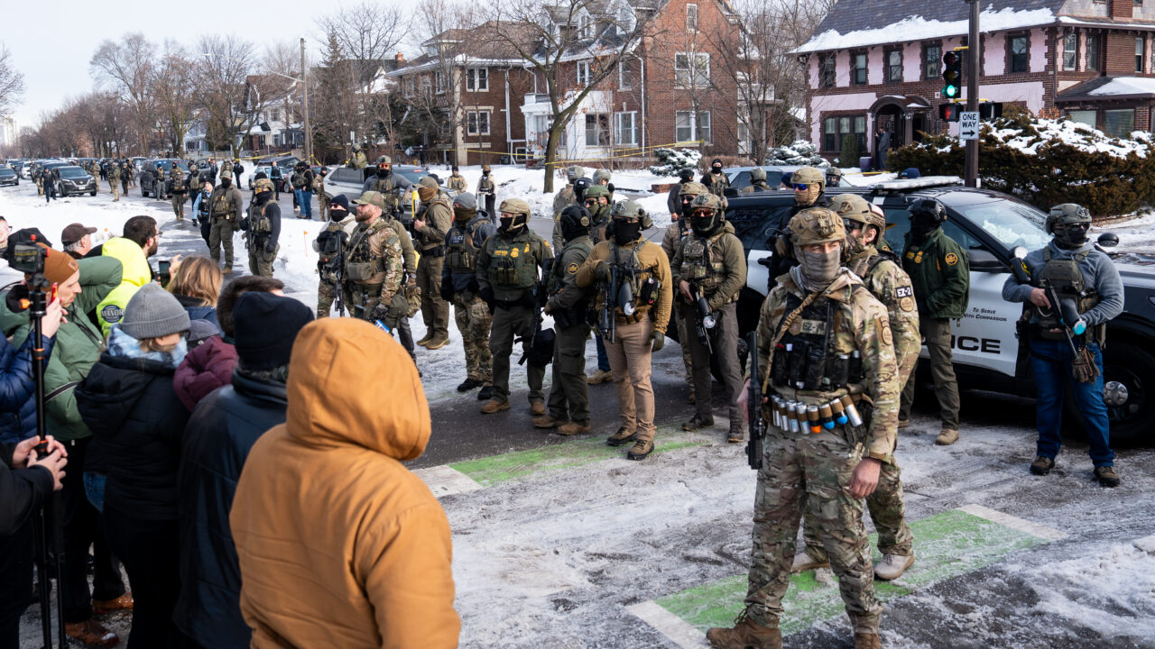 Portland Avenue ja East 34th Street, Minneapolis – koht, kus ICE-agent tulistas ja tappis Renee Goodi. Foto: Chad Davis (CC BY 4.0)
