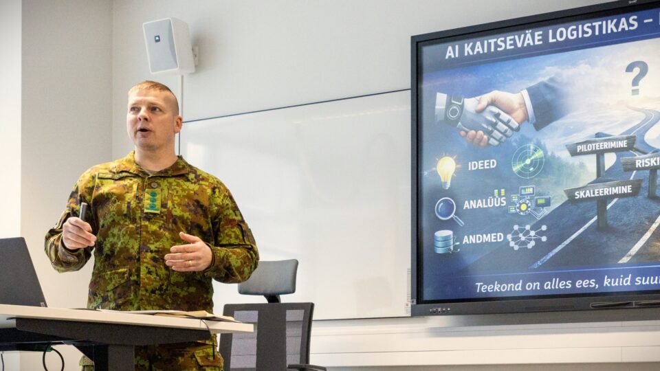 Kaitseväe toetuse väejuhatus ja TalTech alustasid pikaajalist projekti, et analüüsida tehisaru kasutust kaitseväe logistikas. Pildil toetuse väejuhatuse ülem kolonel Erki Soo. Foto: Kaitsevägi