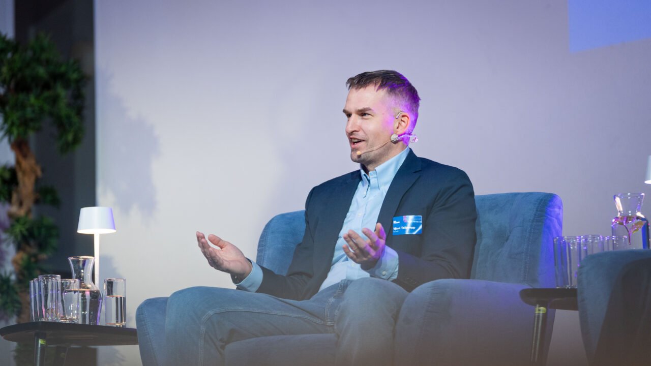 Talpsepa hinnangul hakkab üha rohkem tõusma esile inimene, kes seab eesmärgi, loob loogika ja kontrollib tulemust, mitte inimene, kelle käsitööd suudab tehnoloogia sekunditega lahendada. Foto: Mailis Vahenurm