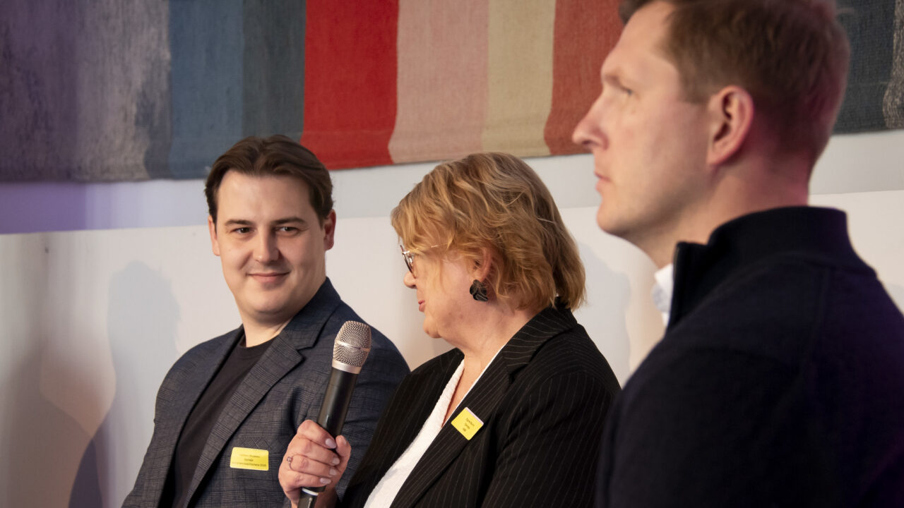 Signe Nurmsi hinnangul peab juht looma keskkonna, kus eksimine on lubatud ja abi küsimine on teretulnud. Ka töökeskkond peab looma noorele selge arengu perspektiivi ja toetama tema heaolu igapäevatöös. Foto: Anneliis Tomingas