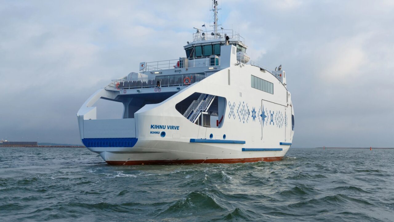 Andres Laasma astus Kihnu Veeteede juhina astus ta TalTechi doktorantuuri Kihnu Veeteede juhina. Pildil ettevõtte parvlaev Kihnu Virve. Foto: Kihnu Veeteed