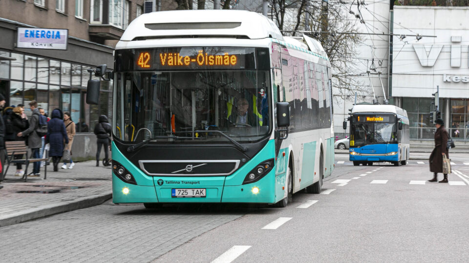 CitySense’i pilootprojekt muudab bussid, prügiveokid ja teised linnas liikuvad sõidukid andmekogujateks, et saada linnaruumist parem ülevaade ilma uusi kalleid sensorvõrke rajamata. Foto: Tallinna Strateegiakeskus