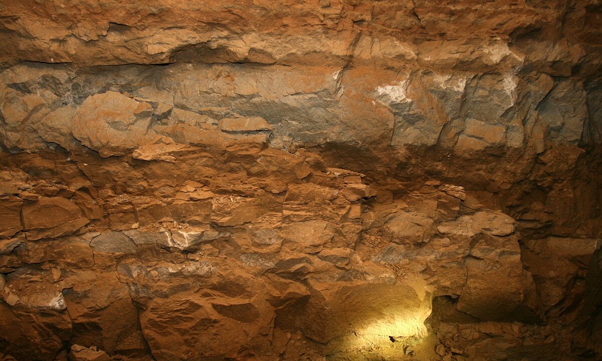 250 kilo korraga – robotist võib abi olla nii ehitusel kui ka kaevanduses. Pildil põlevkivikaevandus. Foto: TalTech