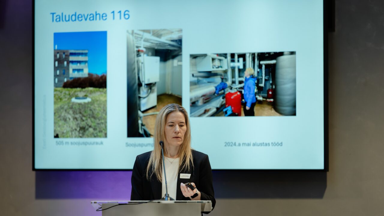 Eesti Geoloogiateenistuse maapõue energeetika osakonna juhataja Helena Gailan tutvustas TalTechi energiakonverentsil maasoojuse pilootprojekte ja nende potentsiaali fossiilkütuste kasutuse vähendamisel. Foto: Tanel Meos