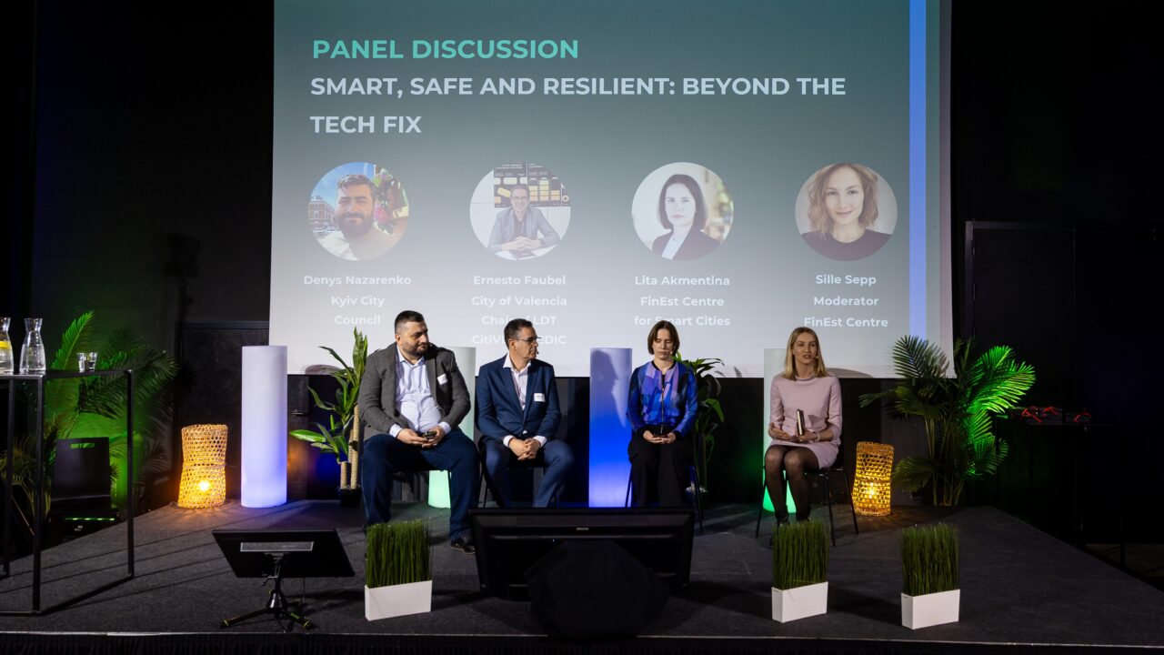 2026. aasta targa linna konverentsil arutati, kuidas muuta linnad targemaks, turvalisemaks ja vastupidavamaks ka muul moel kui ainult tehnoloogia abil. Foto: Aldis Toome.