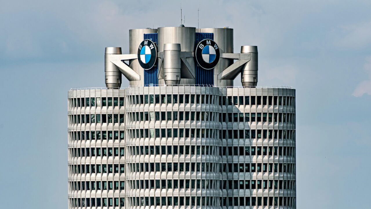 BMW peakorter Münchenis. Herrmanni sõnul vajab Euroopa teadus ja tööstus tihedamat sidet, et muuta teadmine tugevamalt majanduslikuks ja tehnoloogiliseks mõjuks. Foto: Wolfgang Troscher / Unsplash