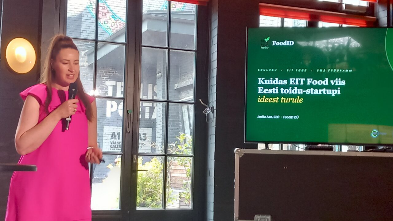 FoodID asutaja Janika Aan rääkis info- ja kontaktipäeval, kuidas EIT Food aitas Eesti toiduvaldkonna idufirmal jõuda ideest turule. Foto: Tartu BT Park