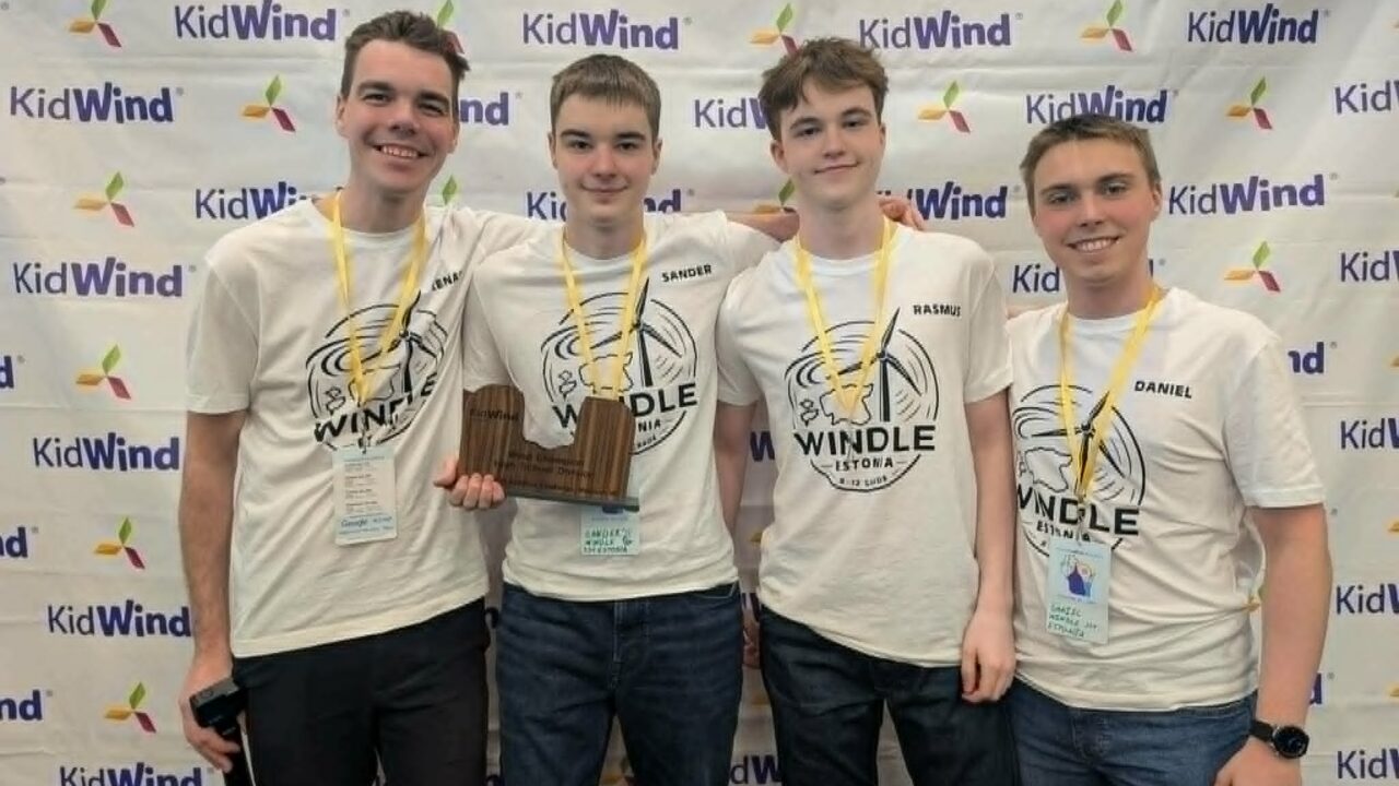 Windle’i meeskond koos mentor Kenari Koonikuga (vasakult esimene) pärast võitu World KidWind Challenge’il USA-s. Foto: TalTech
