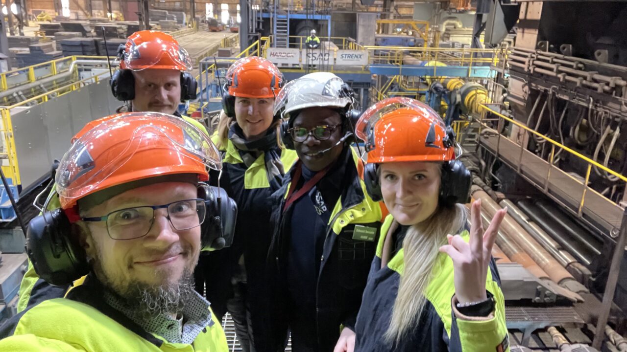Kui Särglep 22–23-aastasena metallitööstuses tööle asus, oli ta noore naisena selges vähemuses. Ometi ei tundnud ta, et peaks end pidevalt teistele tõestama. Ka ülikoolis, kus enamik kursusekaaslasi olid noormehed, tundis ta end kui omade seas. Foto: Erakogu