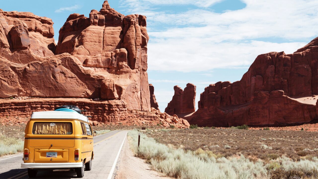 A road trip through the American Southwest. Narfe uses AI to identify places featured in travel videos and turn them into personalised itineraries. Photo: Dino Reichmuth / Unsplash